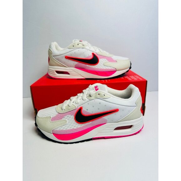10 WOMENS NIKE AIR MAX SOLO WHITE BRIGHT PINK CASUAL SHOES FN0784 102 - Picture 1 of 8